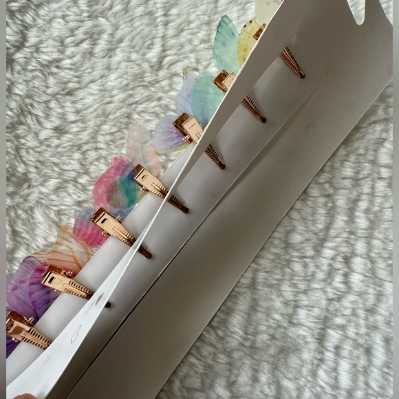 Butterfly Clips - Picture 5 of 6